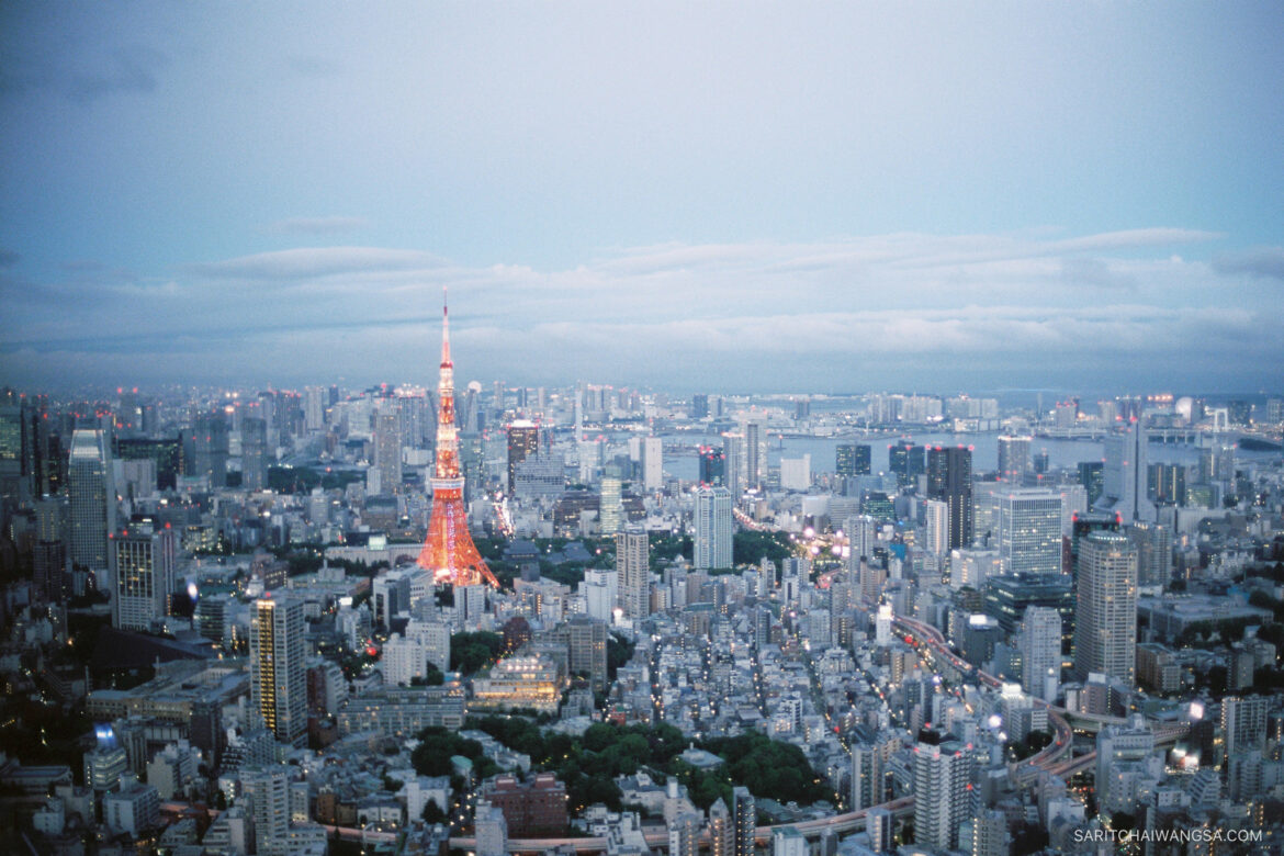 2018 Years of Family Trip in Tokyo, Japan with Leica  M6 sarit chaiwangsa leica m6 tokyo 2017 fuji pro 400h 1