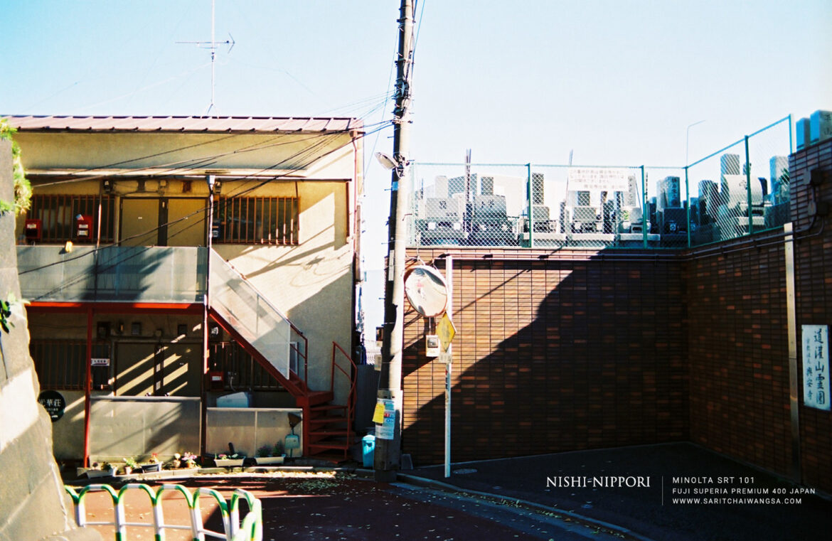 nishi nippori minolta srt101 superia premium 400 06